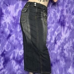 Y2k Dark wash midi maxi length denim skirt with a slit at the back